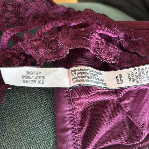 Victoria’s Secret bralette XS FREE with another purchase - Picture 3 of 6